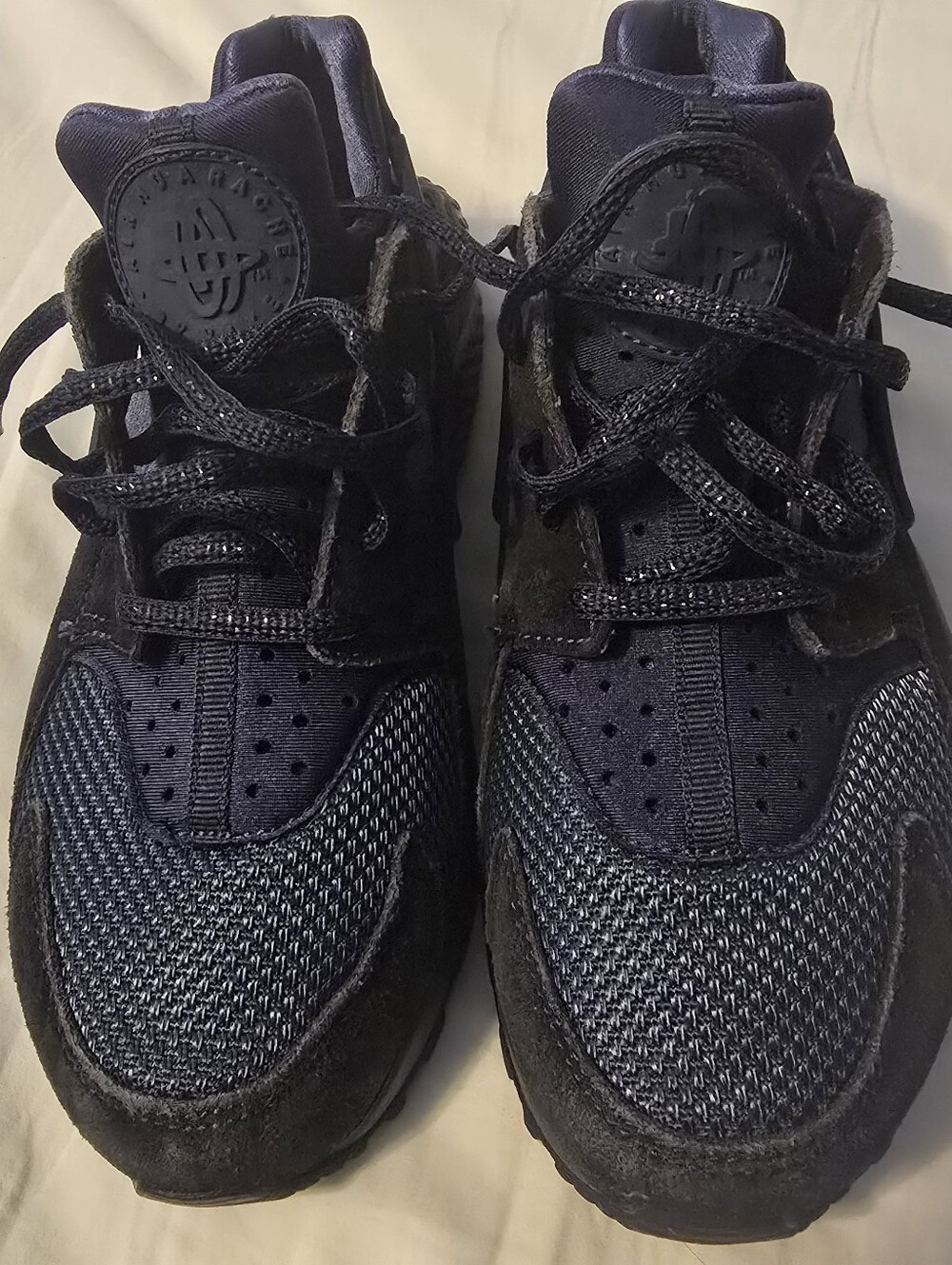 Nike Air Huarache Women's Size 7 Black Sneakers Glitter Laces Athletic Shoes